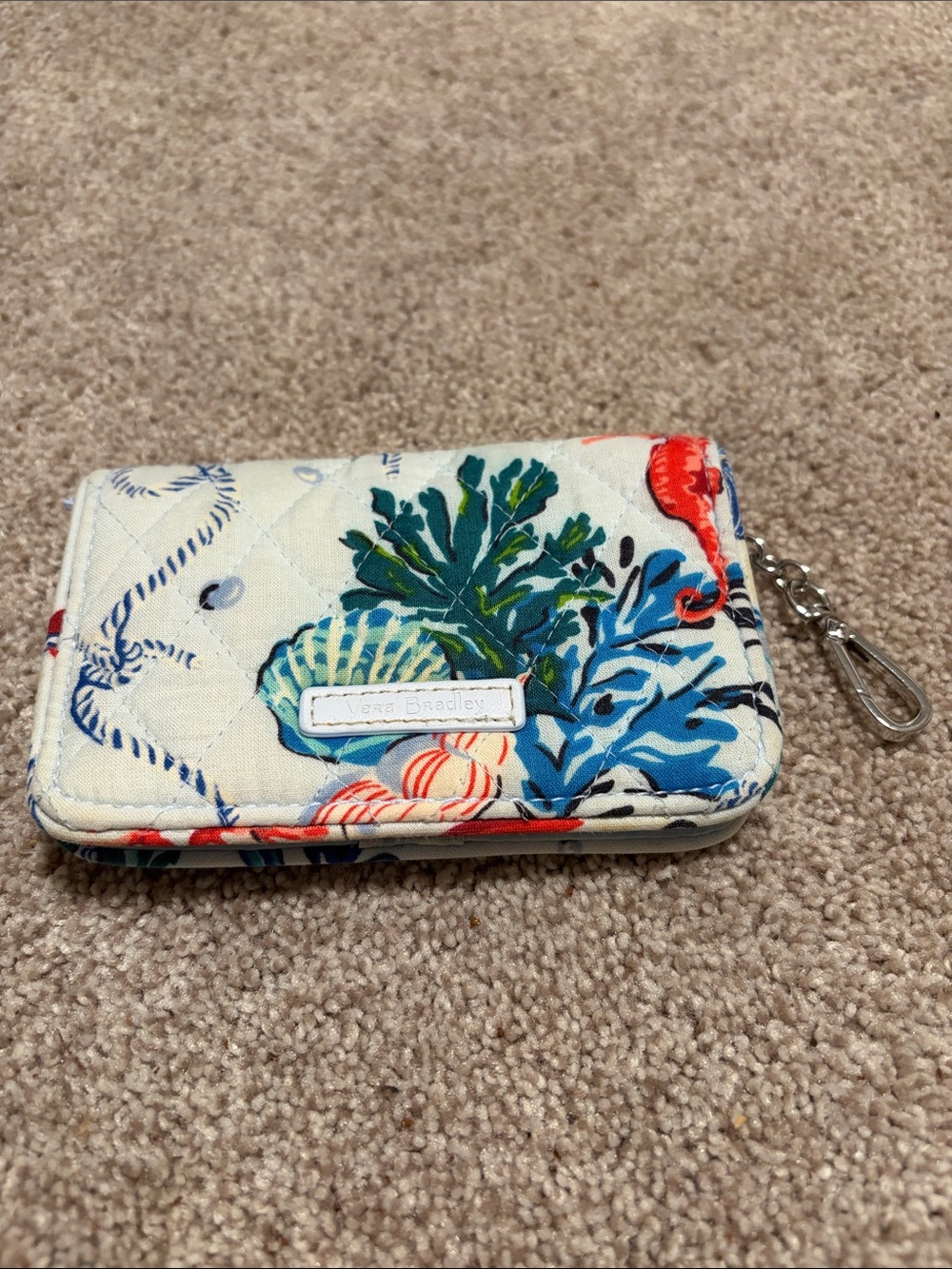 Vera Bradley Quilted Zip ID Case Keychain Wallet Coastal Seahorse Ocean Coral